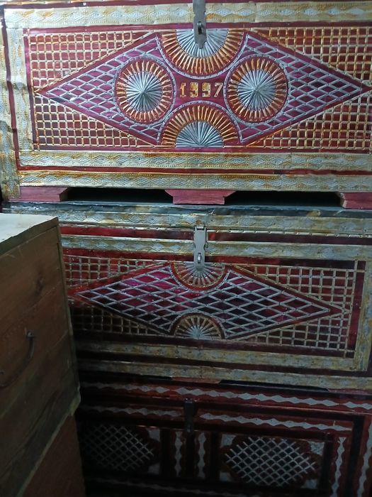 Сандиклар. Туртта. Дона. Ахволи. Зур. Мустахкам она  бола  сандиклар