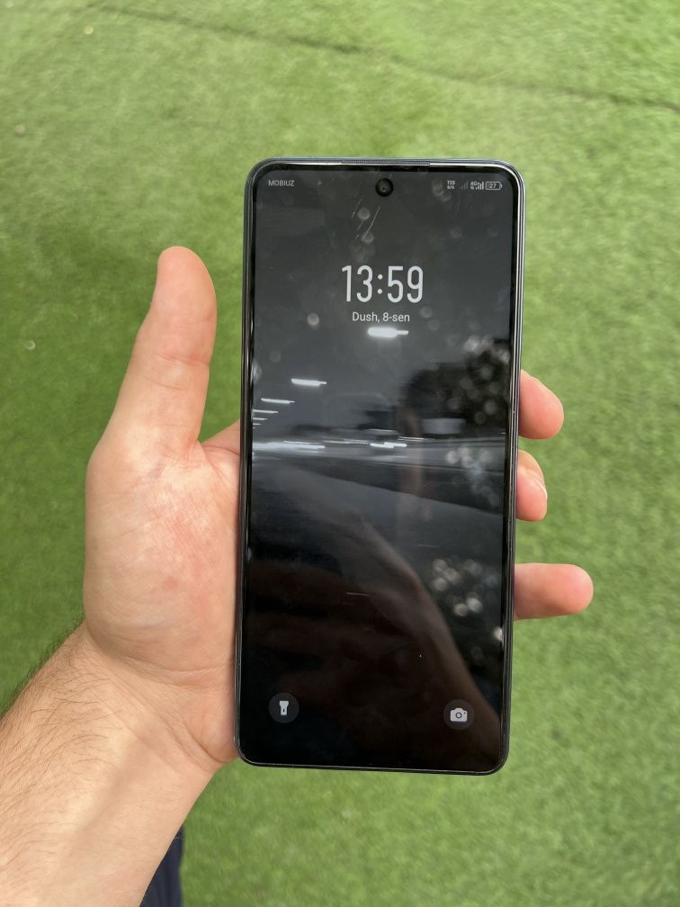 Infinix Hot 40 Pro