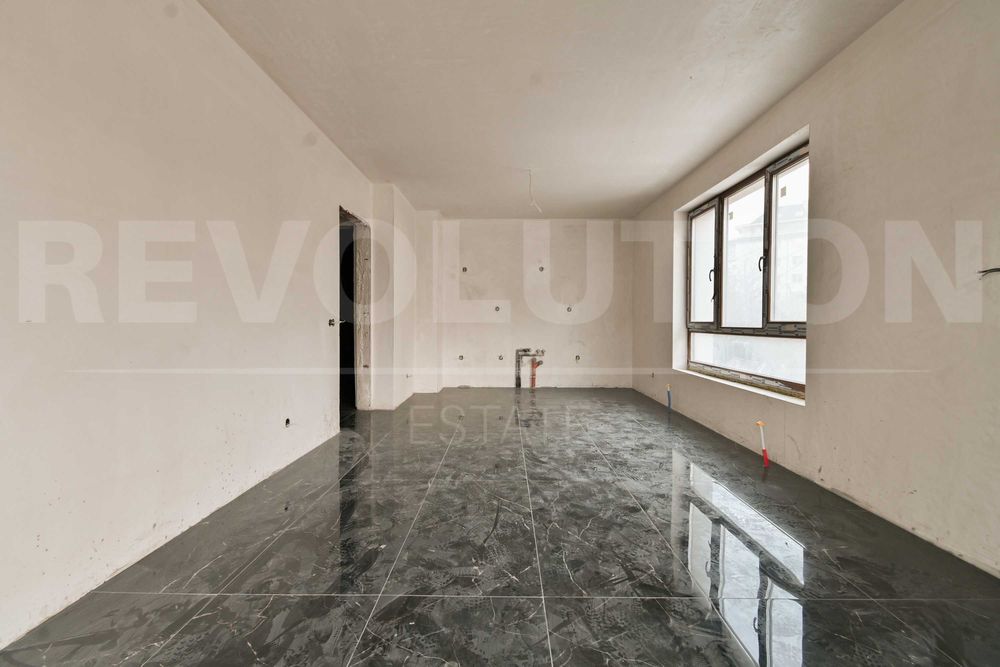 Продава се Тристаен апартамент в София, Надежда 2 - 95 кв.м за 2200 €/кв.м - Снимка #1