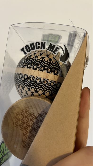 Kendama sweets Boo Johnson SACRED LEGEND SHAPE – ANTI SKID  Cluj