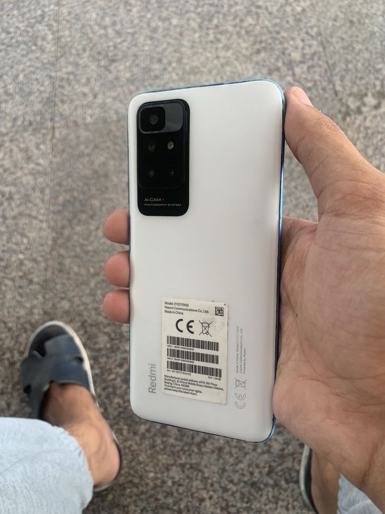 Redmi 10 5/64GB aybi bor
