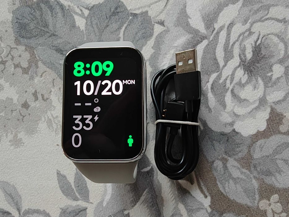 Vând smartwatch Xiaomi 8 Pro, impecabil.