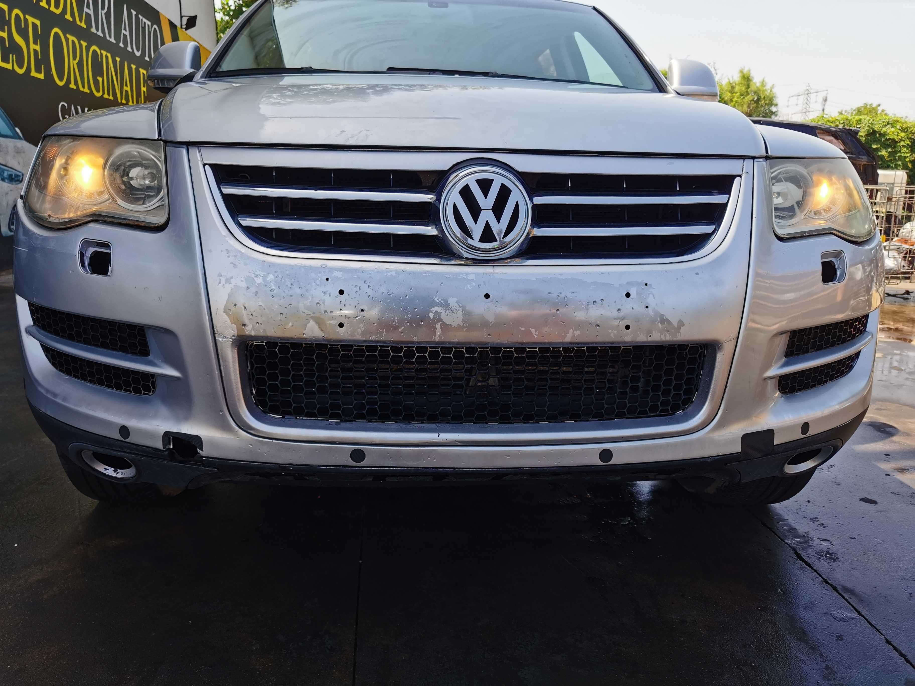 Dezmembrez vw TOUAREG 2.5 BPE facelift/bara fata toaureg/far/aripa/