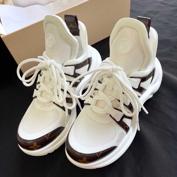 Adidasi dama Louis Vuitton Archlight Premium