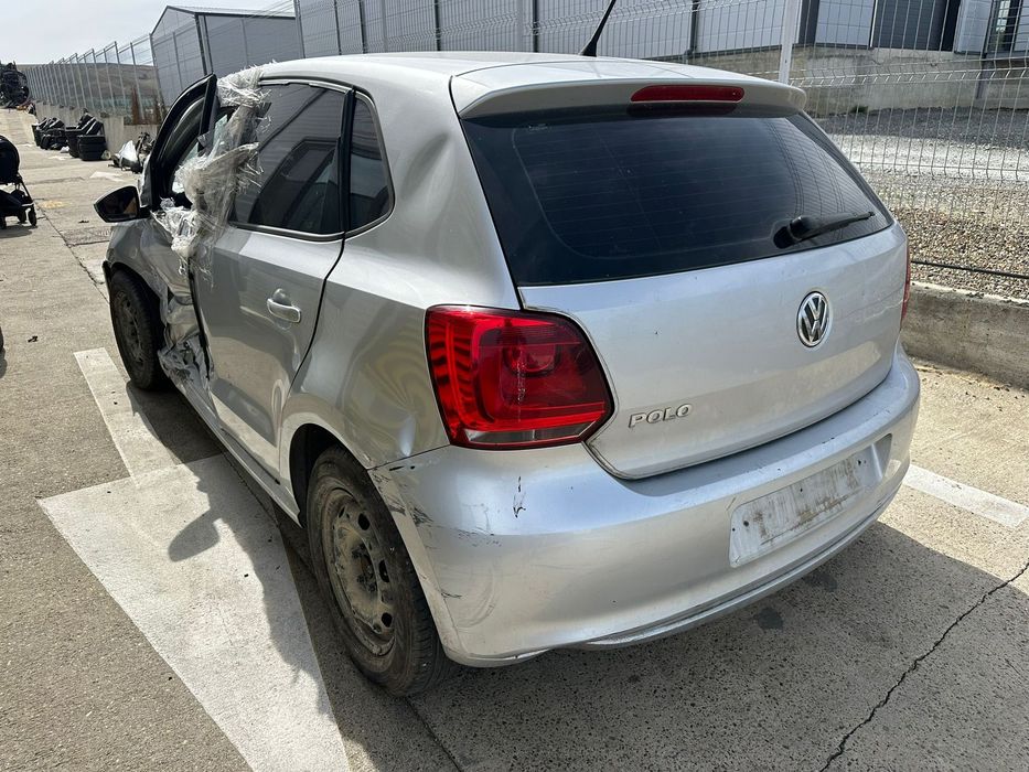 Dezmembrez / Dezmembrari / Piese / Accesorii Vw polo 6r gri 2010 1.2 benzina CGPA volan stanga