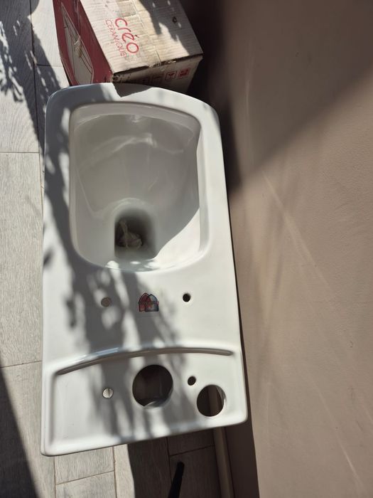 Продаётся унитаз