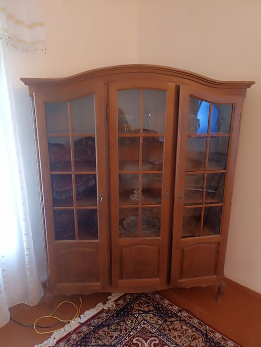 Горка ореховое дерево руминя