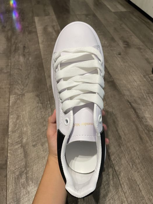 Adidasi Alexander McQueen Alb-Negru
