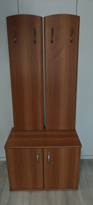 Cuier de haine și pantofar