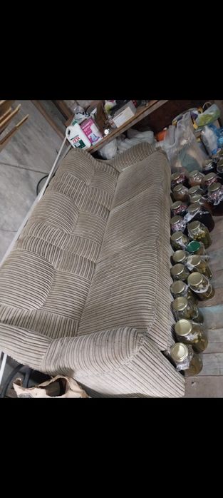 Диван для дачи отдам бесплатно