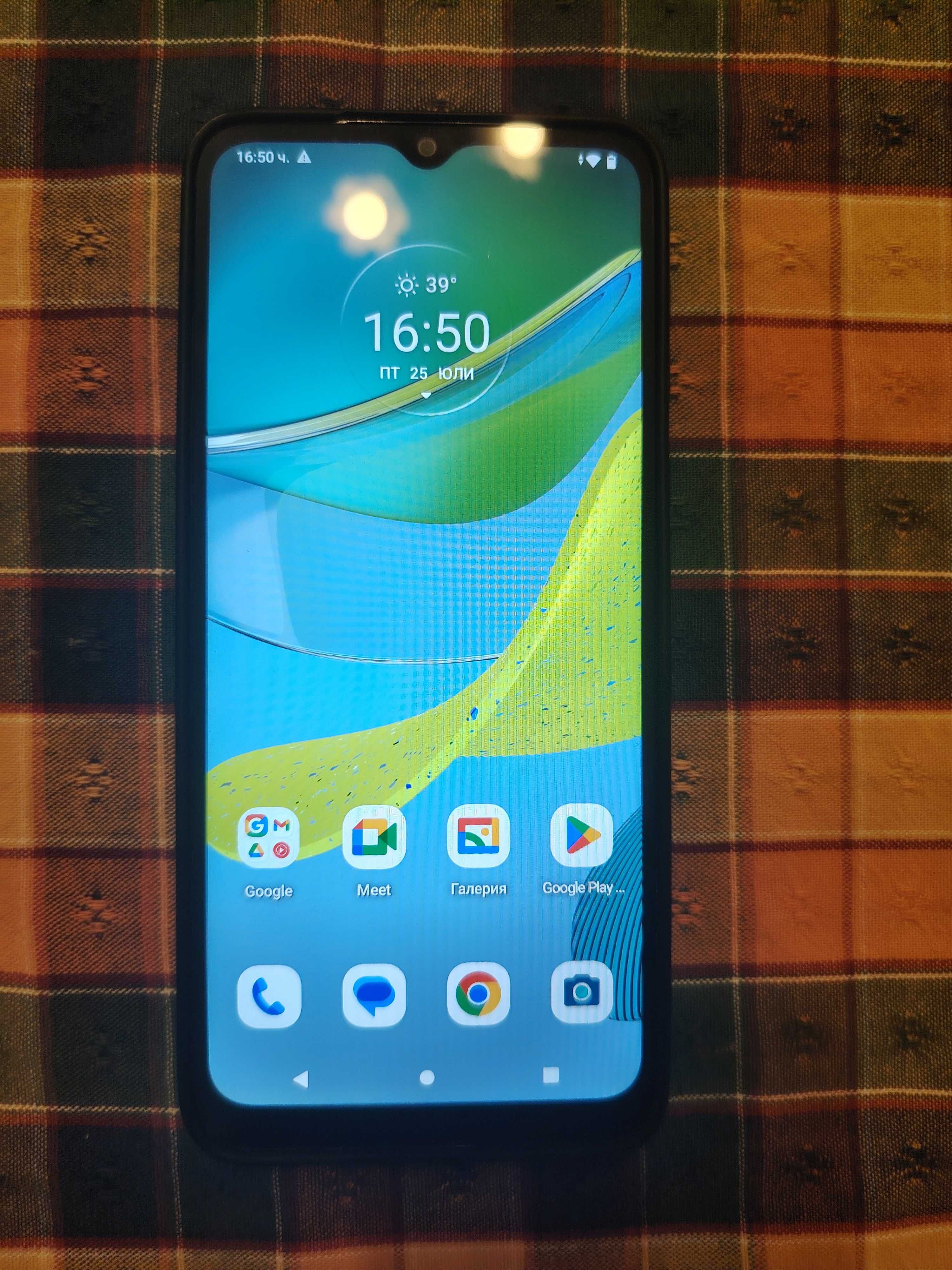 Motorola  E13 8RAM 128GB