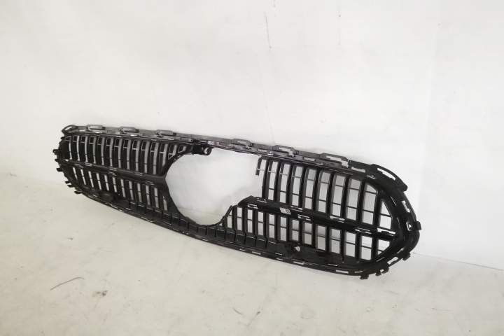 Оригинален централен радиаторен грил Mercedes-Benz / Mercedes-Benz C-C