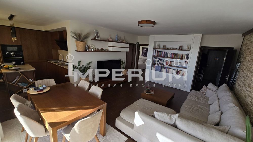 Продава се Тристаен апартамент в Варна, Бриз - 95 кв.м за 2937 €/кв.м - Снимка #9