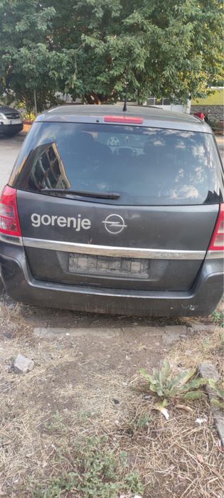 Opel Zafira B 2010 1.8 бензин