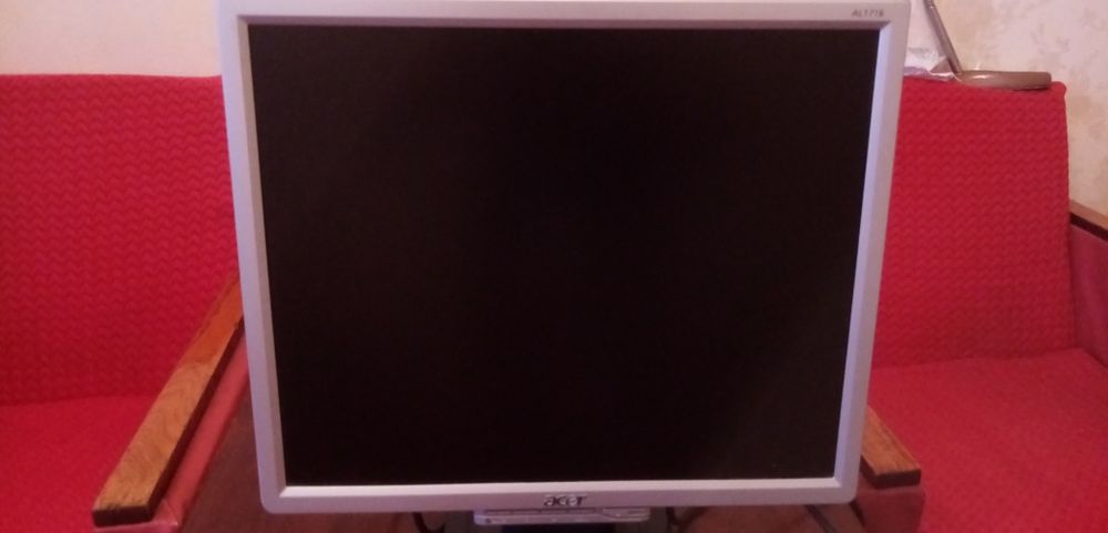 Монитор Acer 17"