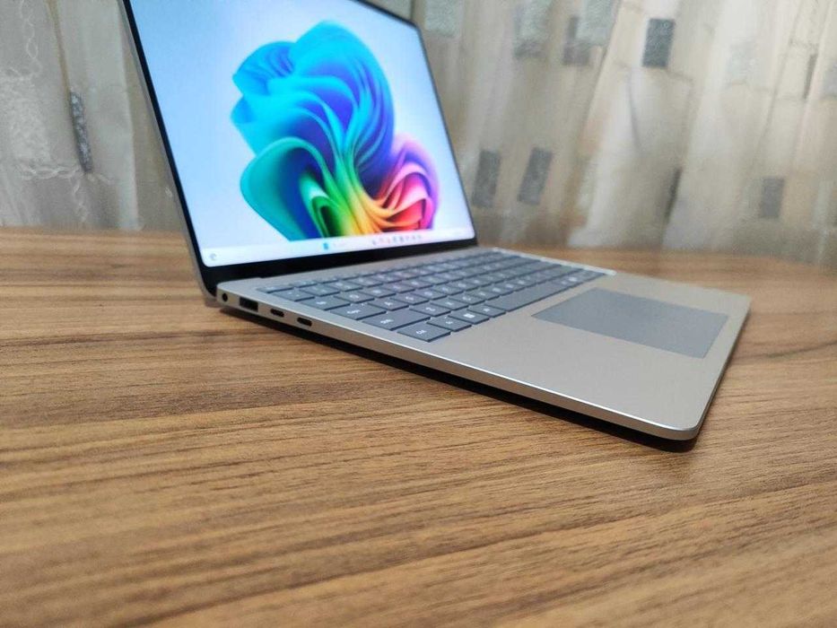 Microsoft Surface Laptop 7