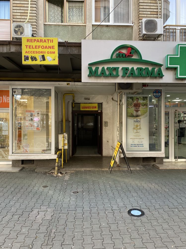 Reparatii telefoane Ploiesti Display Capac Iphone X 11 12 13 14 15 etc