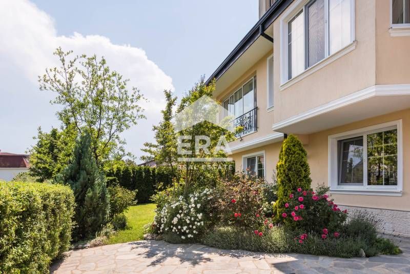 Продава се Къща в Варна, Виница - 509 кв.м за 1356 €/кв.м - Снимка #3
