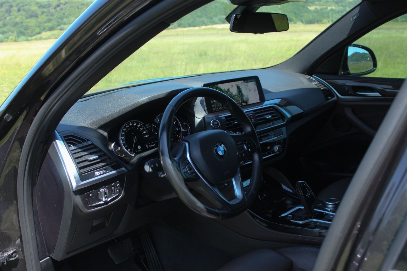 BMW X4 BMW X4 xDrive30i 2.0 Benzină 252CP • X Line • 2019 • Full dotăr