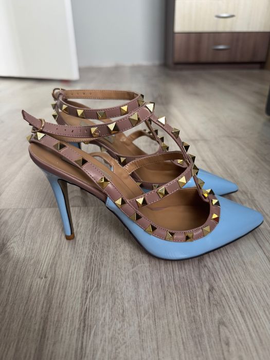Valentino обувки на ток размер 38