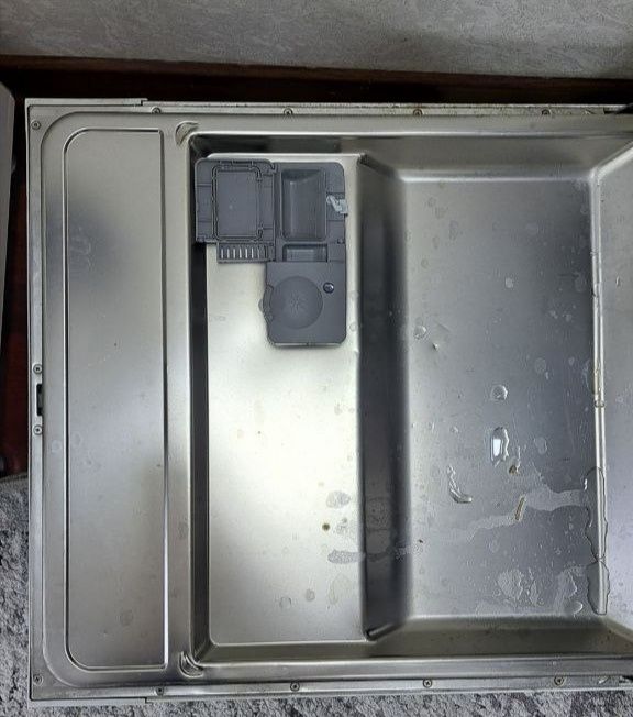 Посудомойка BEKO модель AAA, оригинал, 60х60x85 см, как новый