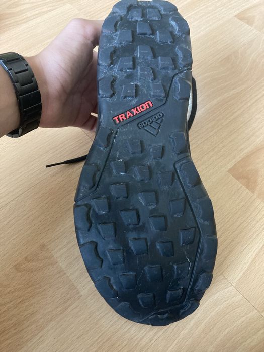 Adidas Terrrex номер 40