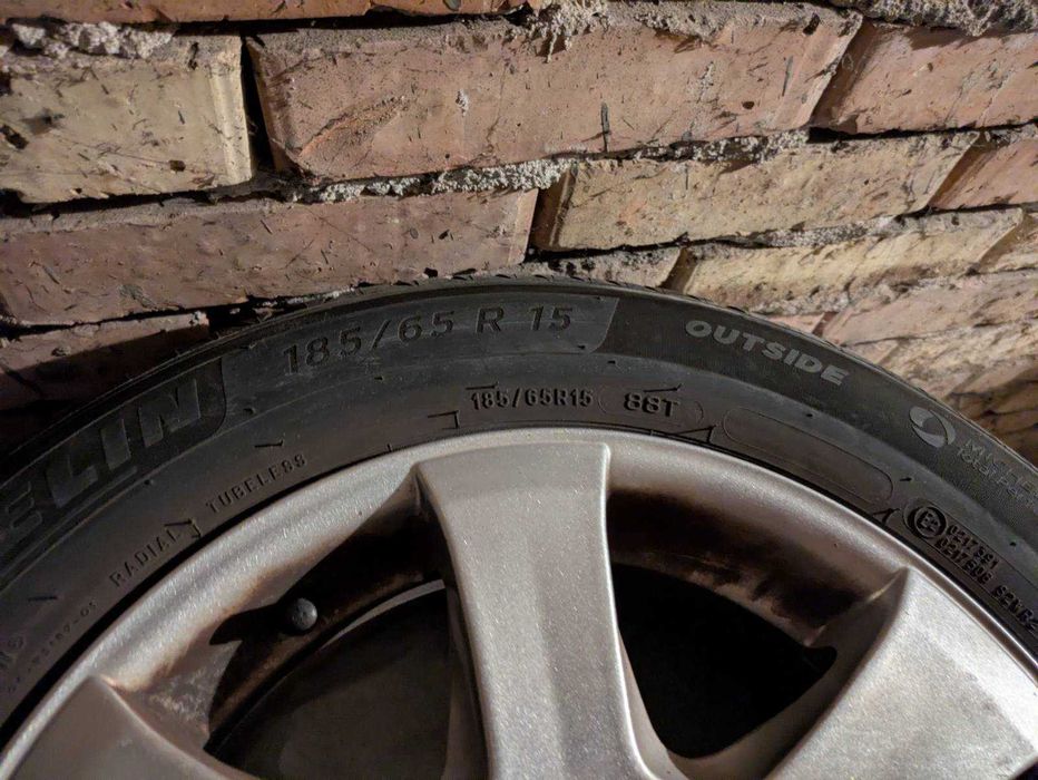 Гуми Michelin 185/65R 15