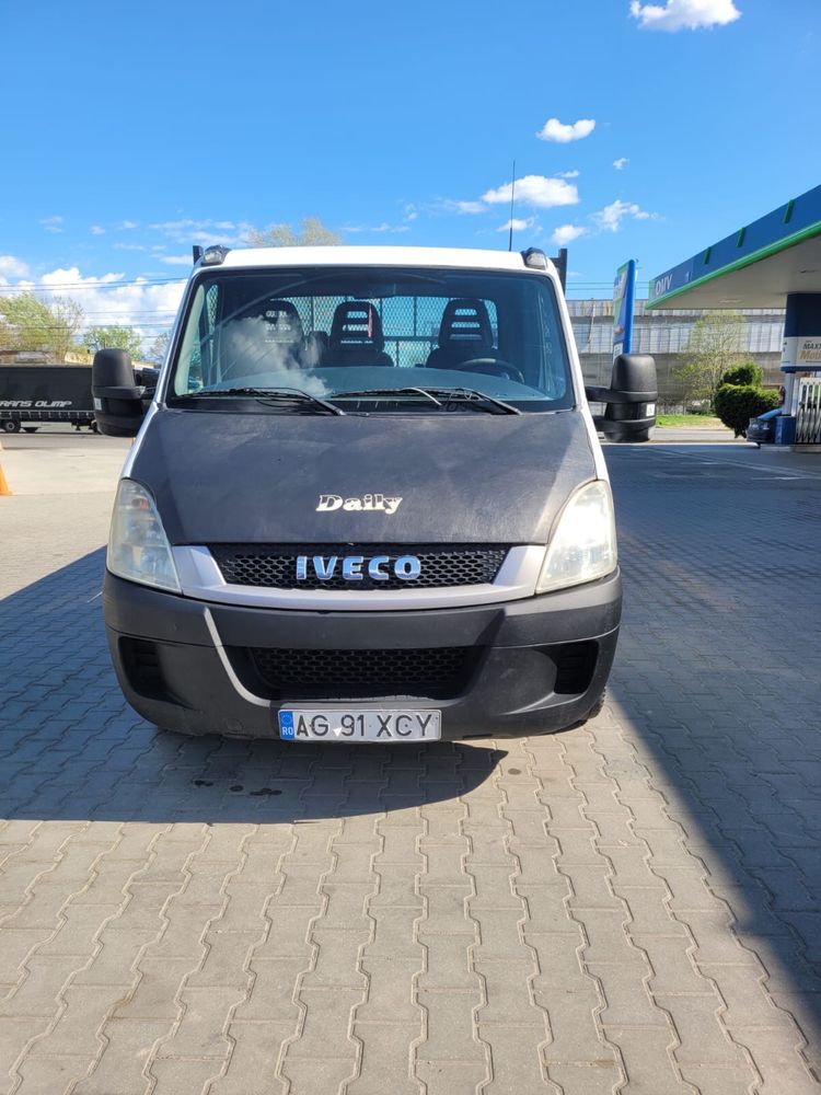 Iveco Daily Basculabil pe trei parti 3.5T