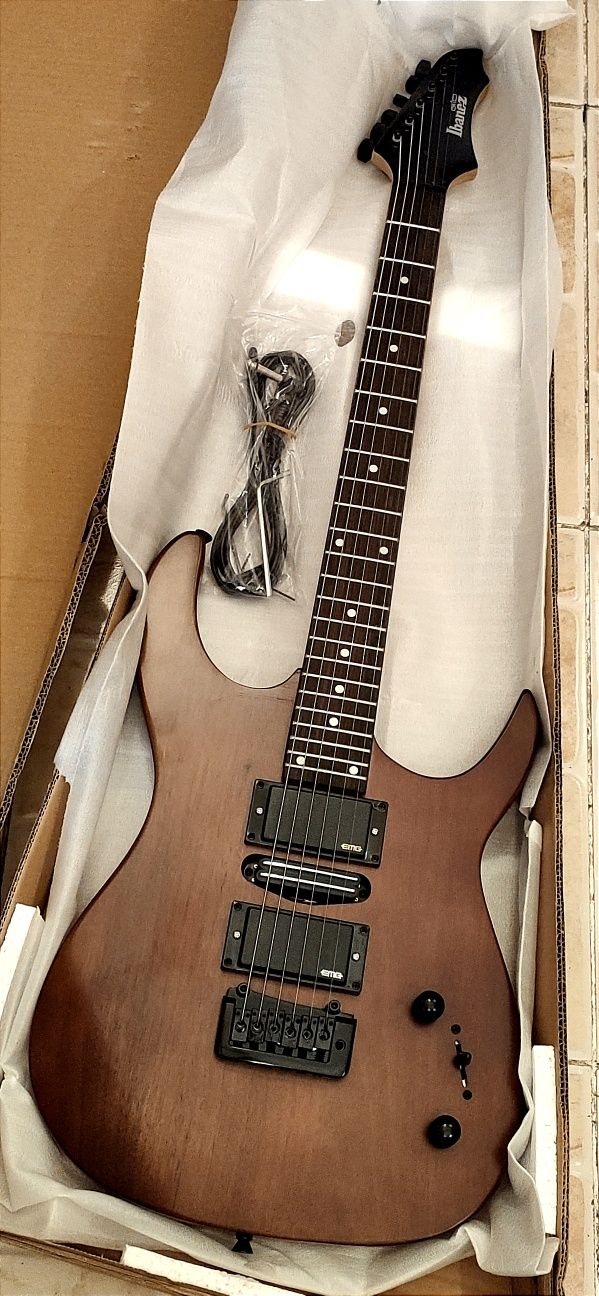 Электро гитара Ibanez