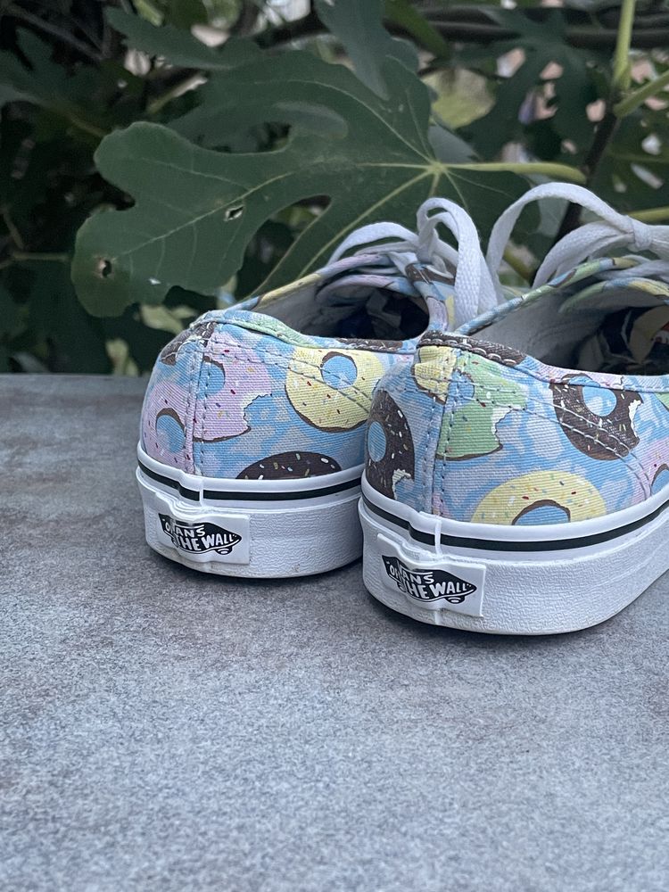 Vans кецове с донъти | 37 номер