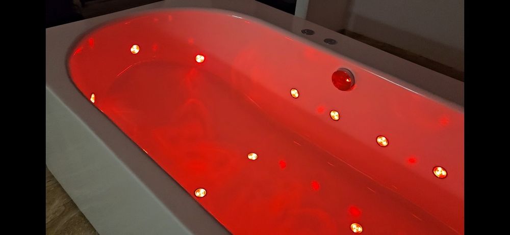 Cada hidromasaj/jacuzzi