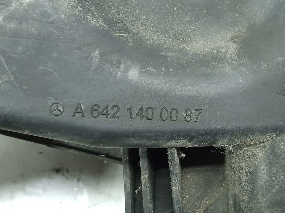 Rezonator aer 3.0 cdi om642 v6 a6421400087 Mercedes-Benz R-Class W251
