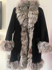 Дамско палто със сребърна лисица С/М