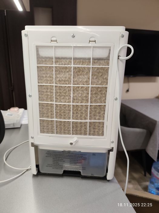 Охладител за въздух Arctic Cube