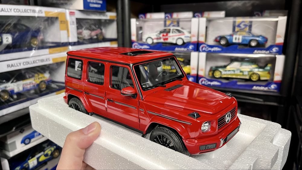 Mercedes-Benz G Class (2020) Minichamps