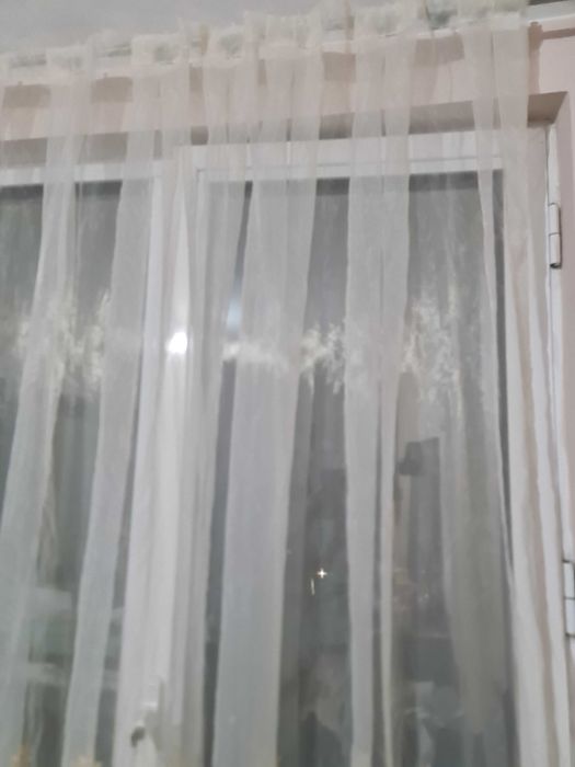 Тънко перде с бродерия