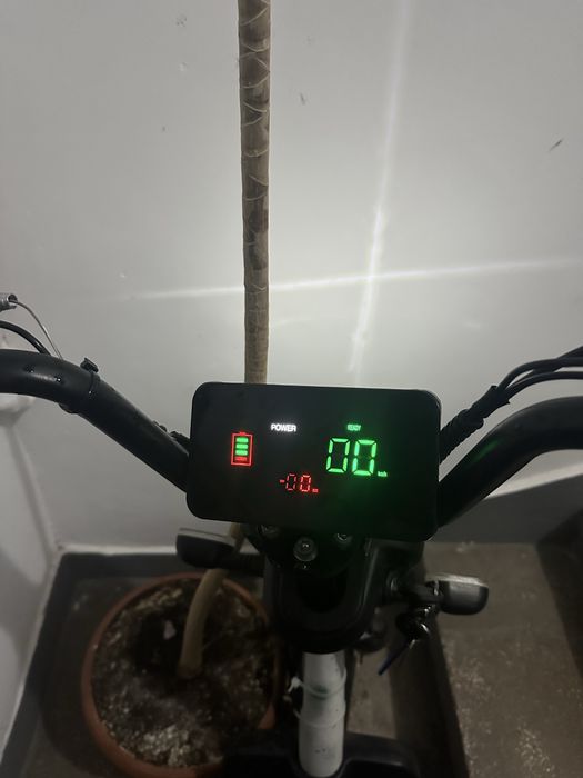 Scuter Electric Booster 450W 40km/h