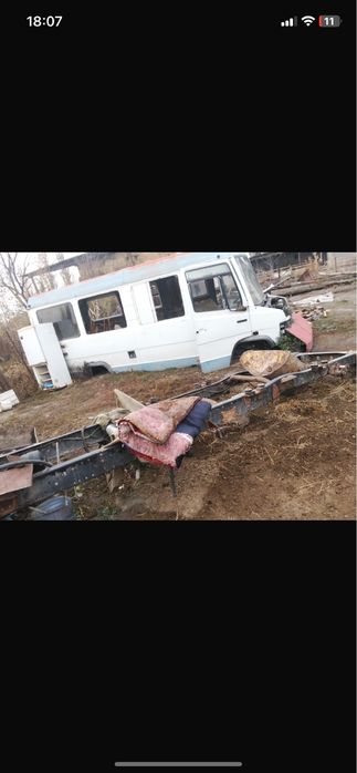 Mersedes-benz 609D  грузовой