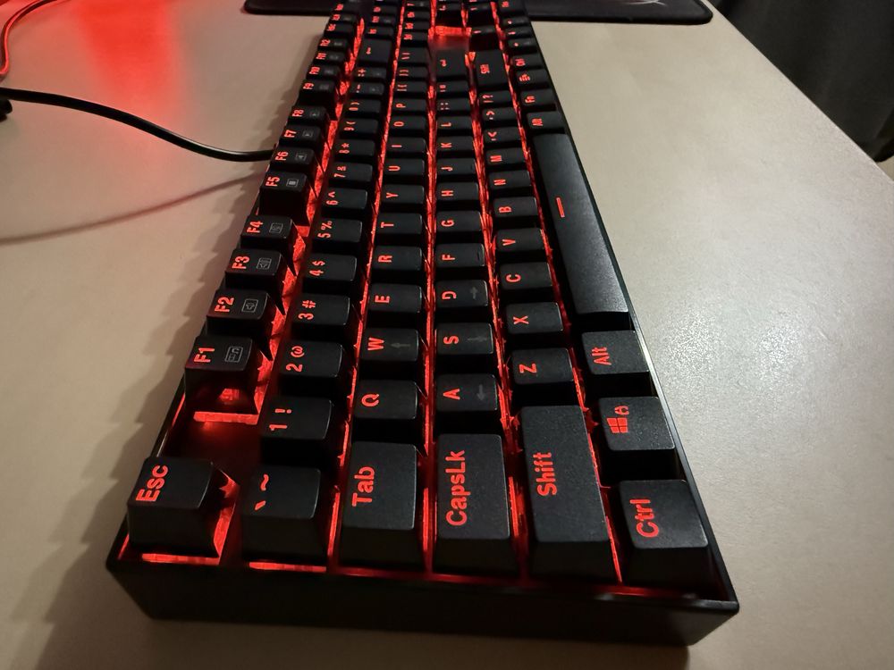 Механична клавиатура Redragon k551