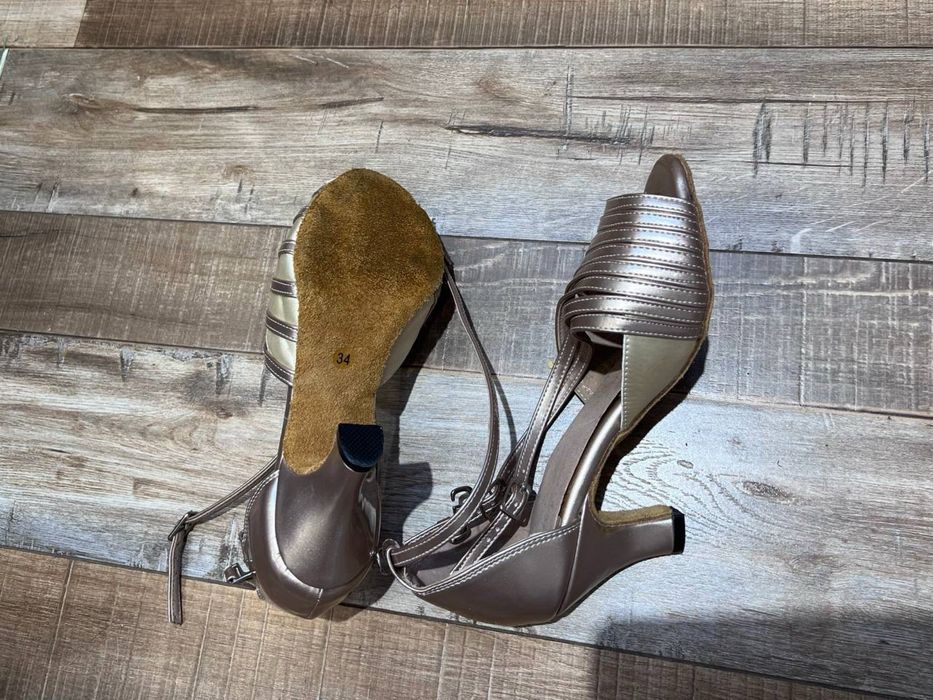 Танцевальные танго туфли, кожаные, удобные нарядные на мероприятия