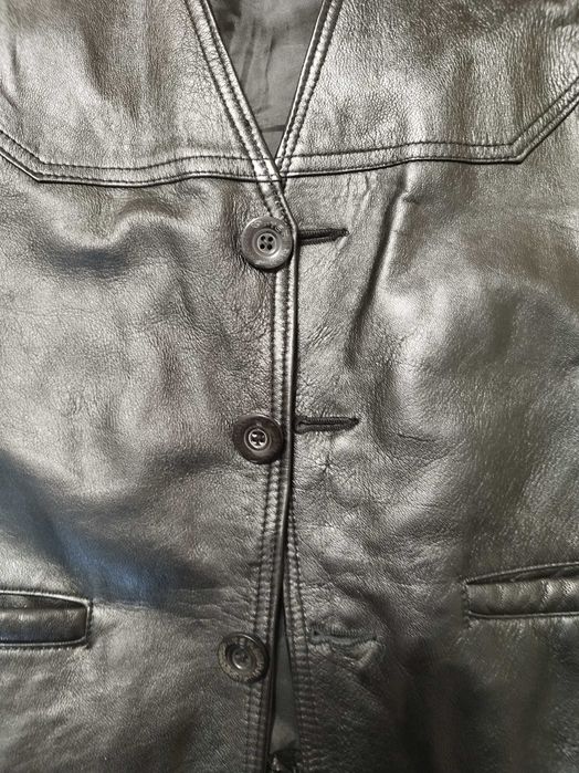 Елек от естествена кожа размер L