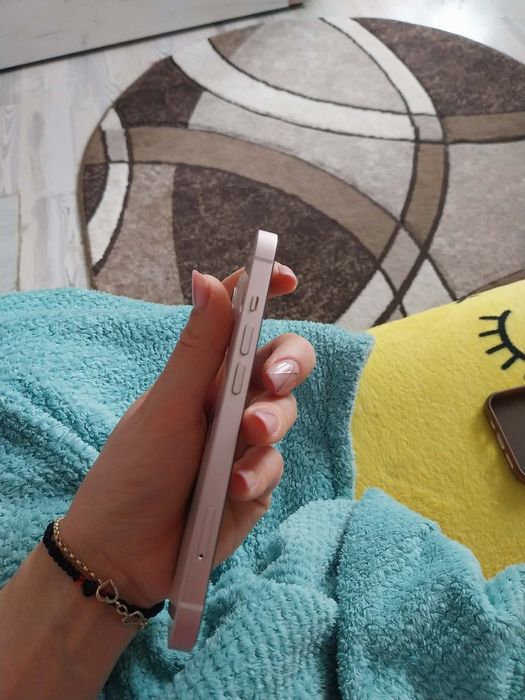 Vand iphone 13fără probleme