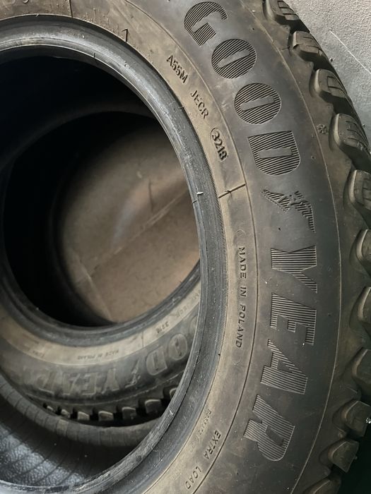 Шины GOOD YEAR 215/60R16 зима