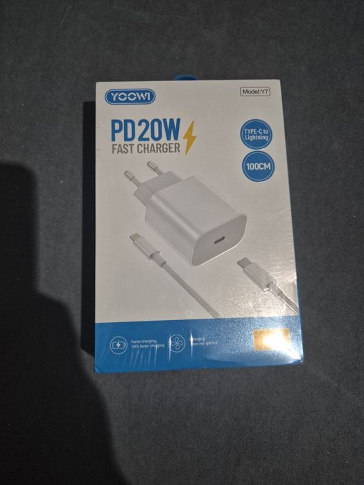 Зарядное устройство YOOWI Y7 Lightning, USB Type-C
