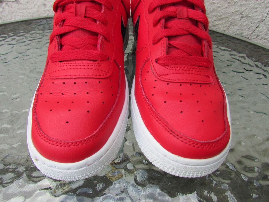 Маратонки Nike Air Force 1 '07 'University Red'