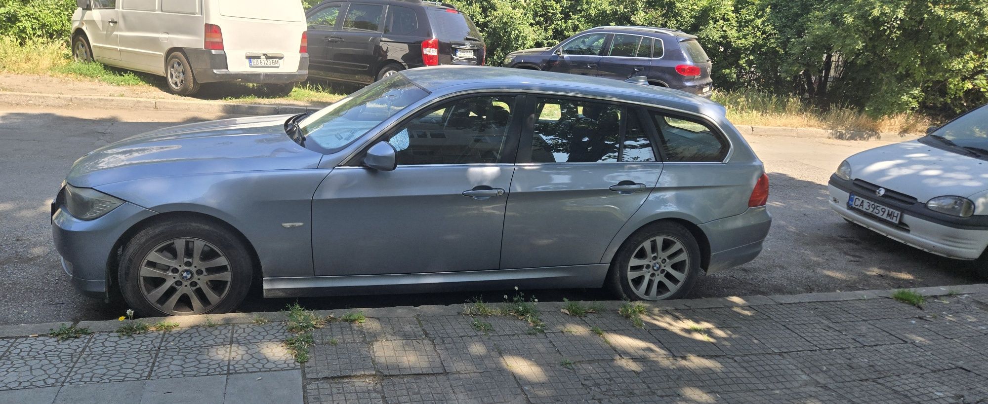 BMW 320Дизел 2011г