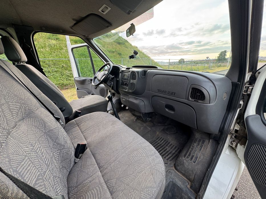 Ford Transit basculabil 2.4 bena de 3.20