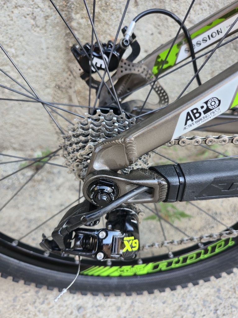 Trek Session 8 DH 26цола М размер Като нов,  Boxxer. Fox shock