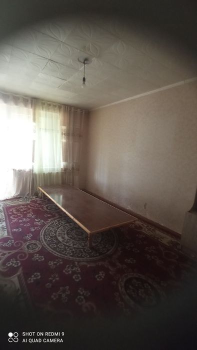 Kvartira srochna sotiladi