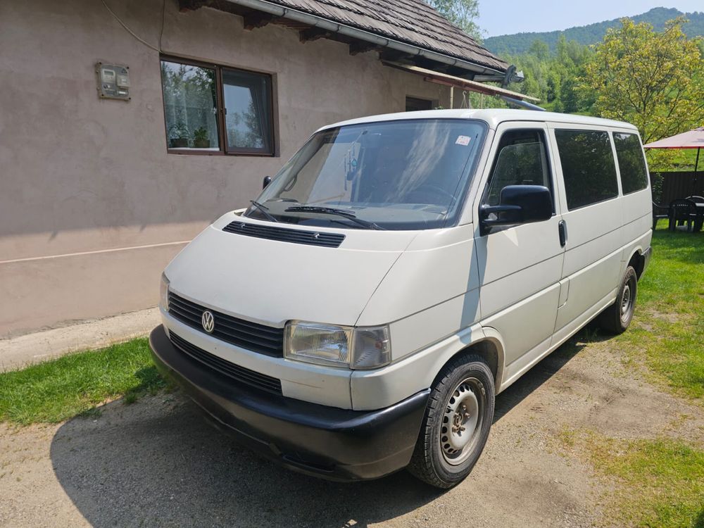 Vw transporter 8+1, motor 1.9 TDI, unic proprietar in Romania
